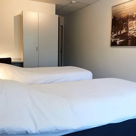 Hotel Restaurant De Jonge Heertjes 3*