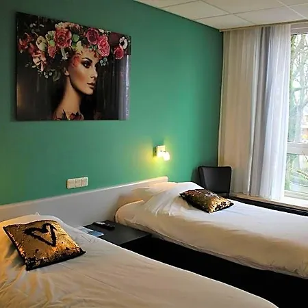 Restaurant De Jonge Heertjes 3* Алсмер