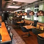 レストラン デ ヨング ヒアチェス ホテル