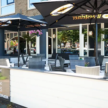 Hotel Restaurant De Jonge Heertjes