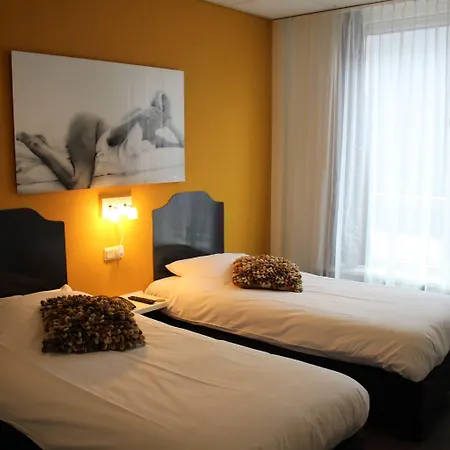 Restaurant De Jonge Heertjes Hotel 3*