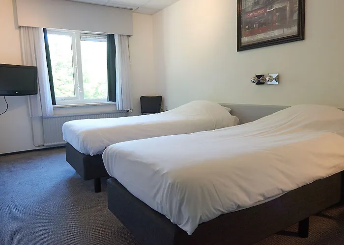 Restaurant De Jonge Heertjes Hotel 3*